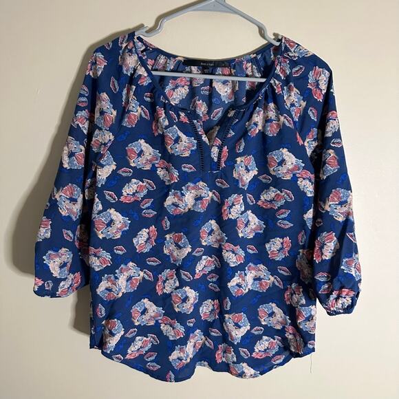 fun 2 fun Tops - fun 2 fun floral blouse Small